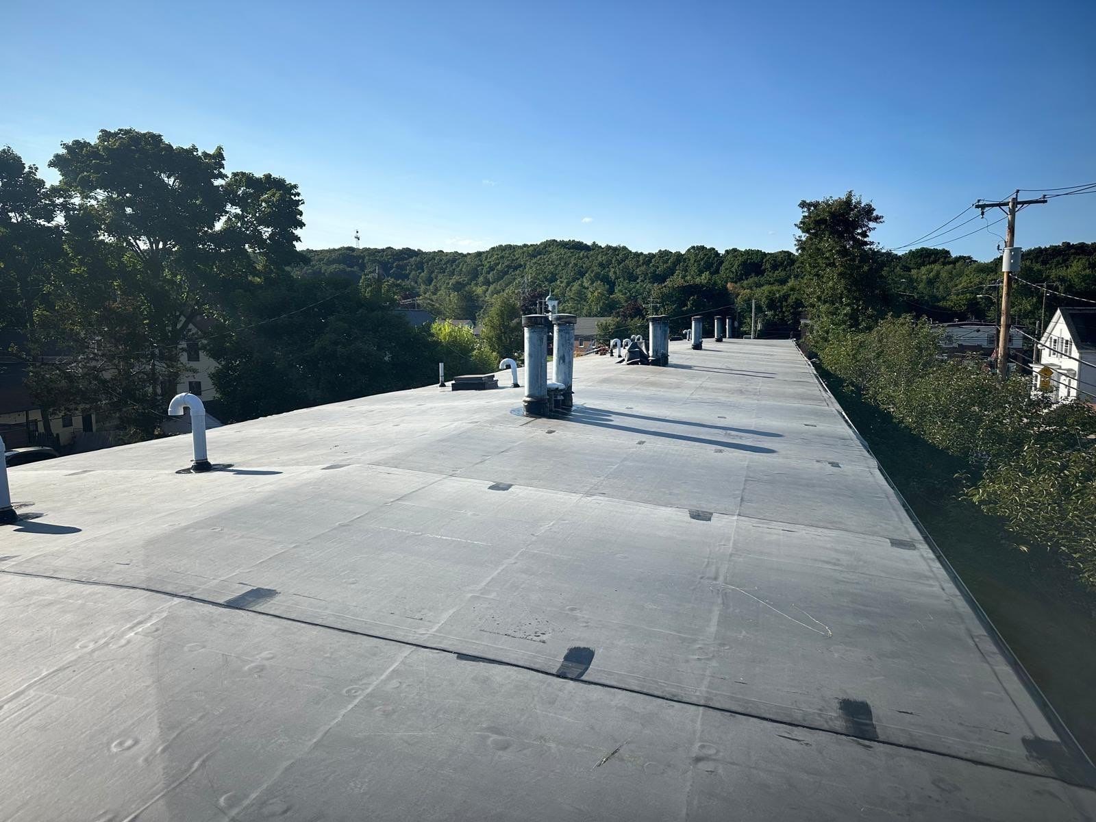commercial rubber roof contractors in Massachusetts