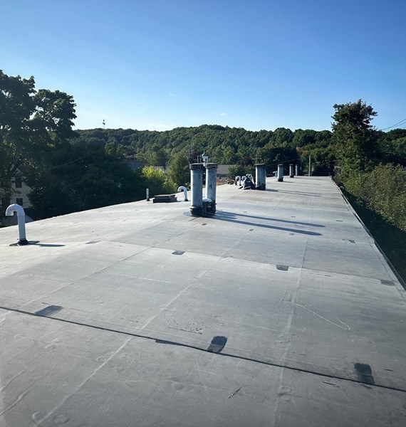 commercial rubber roof contractors in Massachusetts