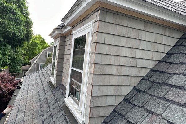 siding repaired by our contractors in Massachusetts