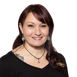 ajeah R: roofing accounting manager in massachusetts